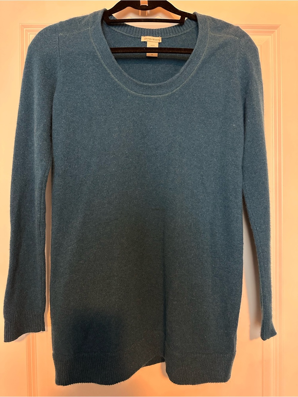 White + Warren 100% cashmere pullover long sleeve teal blue sweater